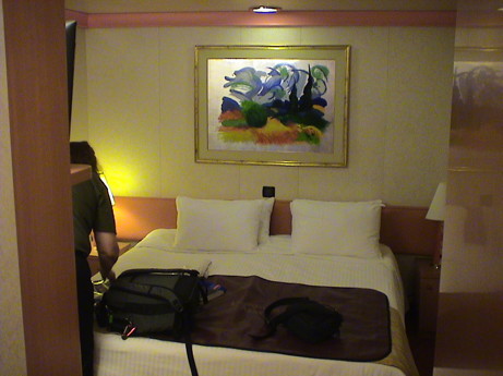 121110_2012_cruise_carnival_conquest_our_cabin_1021_0475.jpg